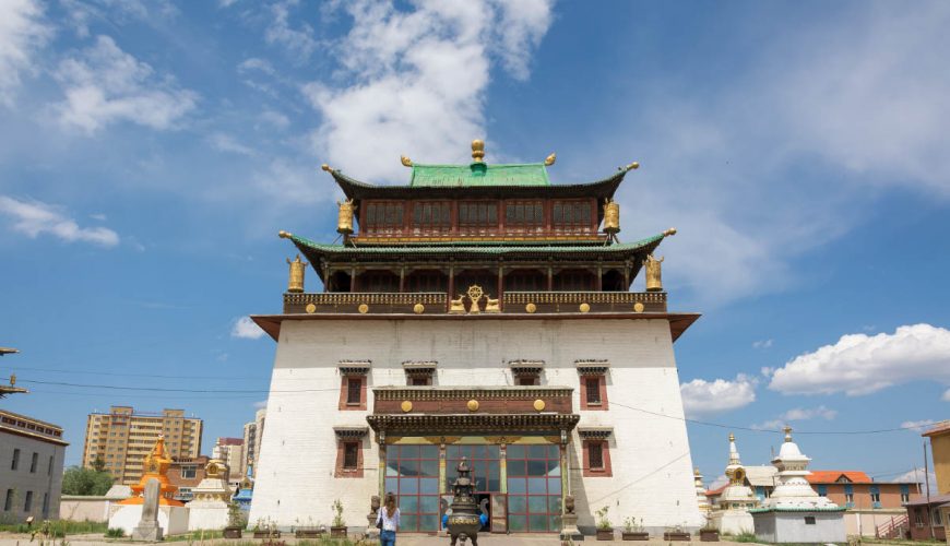 Gandantegchinlen Monastery